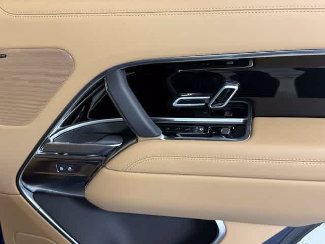 New 2026 Land Rover Range Rover SE AWD/4WD image 29