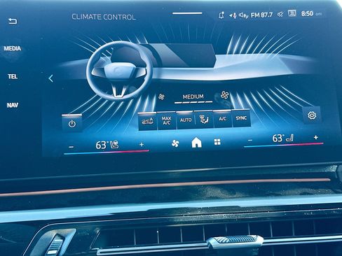 New 2026 BMW X1 xDrive28i w/ Convenience Package image 13