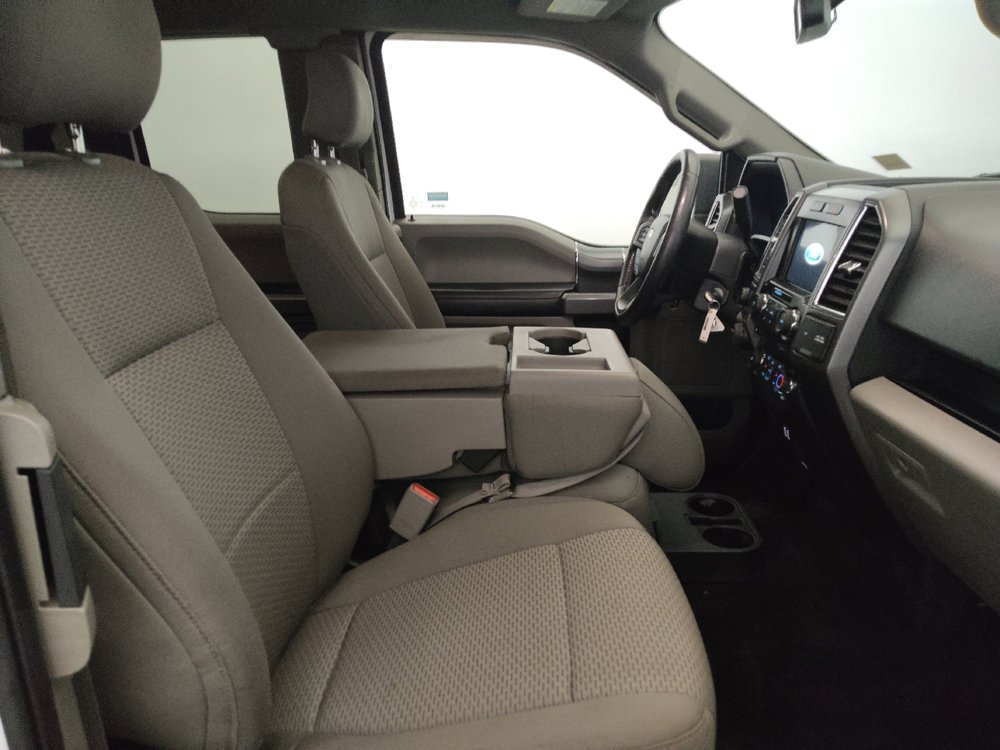 Used 2016 Ford F150 XLT w/ Equipment Group 302A Luxury AWD/4WD image 21