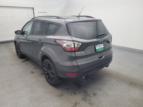 Used 2017 Ford Escape SE w/ Equipment Group 201A image 5