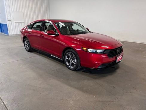 Used 2023 Honda Accord EX-L image 1