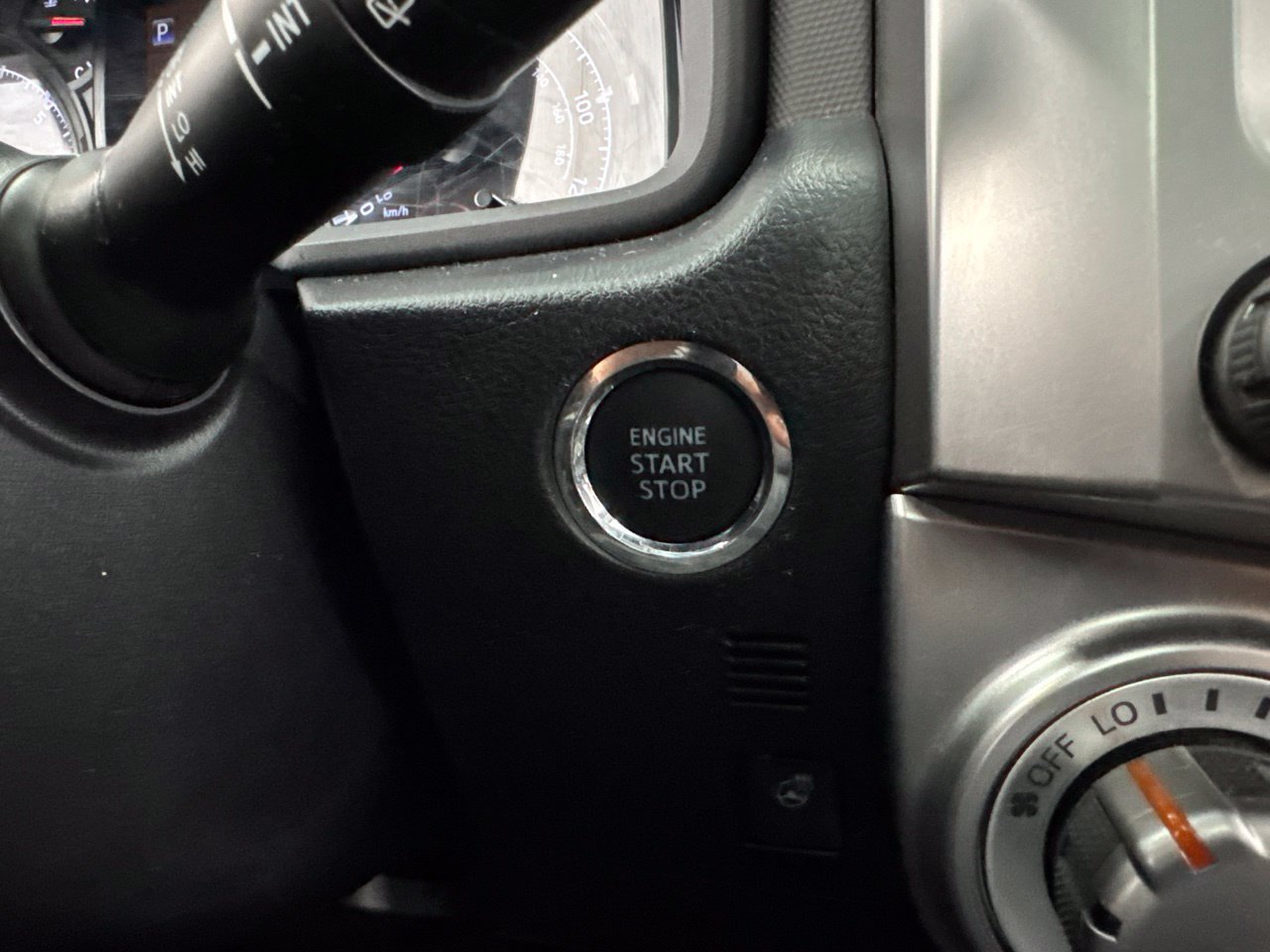 Used 2024 Toyota 4Runner SR5 Premium w/ Moonroof Package AWD/4WD image 24