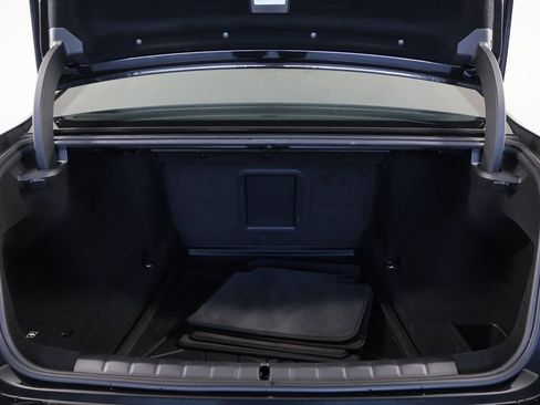 Used 2023 BMW 740i w/ Parking Assistance Package RWD image 13