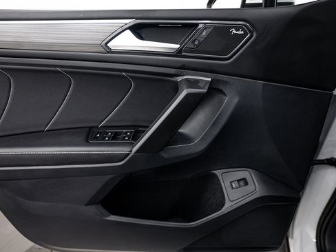 Used 2024 Volkswagen Tiguan SEL R-Line image 16