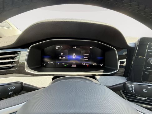 New 2025 Volkswagen Jetta SE image 14