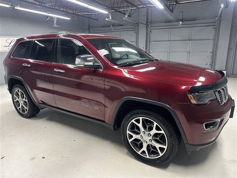 Used 2019 Jeep Grand Cherokee Limited w/ Luxury Group II image 9