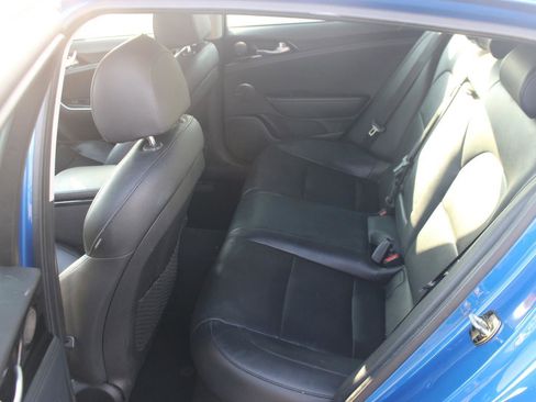 Used 2018 Kia Stinger Premium AWD/4WD image 30