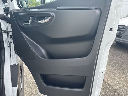 New 2026 Mercedes-Benz Sprinter 2500 image 23