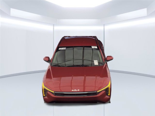 Used 2025 Kia K4 FWD image 2