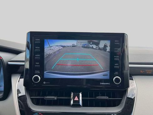 Used 2022 Toyota Corolla LE image 32