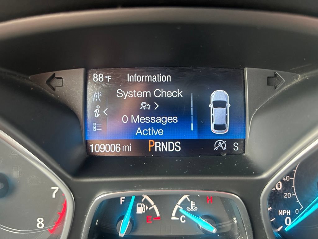 Used 2018 Ford Escape SE w/ Ford Safe & Smart Package FWD image 26