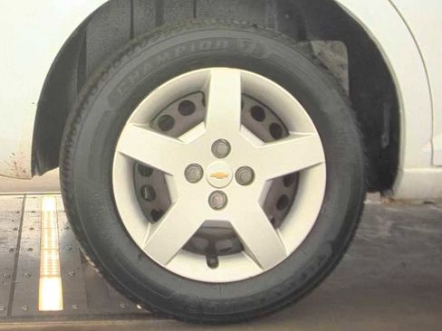 Used 2007 Chevrolet Cobalt LS w/ Enhanced Safety Package image 10