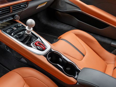 Used 2025 Lotus Emira image 27