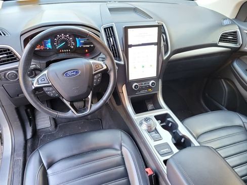 Used 2024 Ford Edge SEL AWD/4WD image 18
