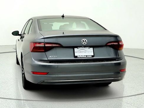 Used 2019 Volkswagen Jetta SE w/ Cold Weather Package FWD image 6