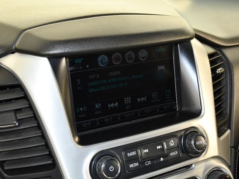 Used 2020 GMC Yukon SLT AWD/4WD image 20