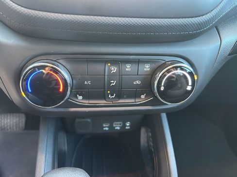 Used 2023 Chevrolet TrailBlazer LT image 21