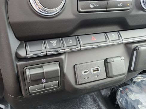 New 2026 GMC Sierra 3500 Pro w/ Convenience Package image 36