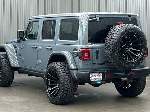 Used 2024 Jeep Wrangler Unlimited Rubicon 4xe image 3