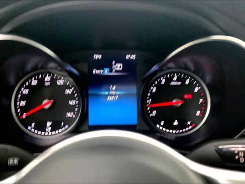 Certified 2022 Mercedes-Benz GLC 300 image 22