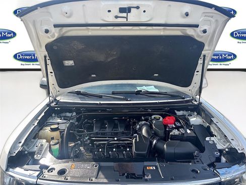 Used 2017 Ford Flex SEL image 36