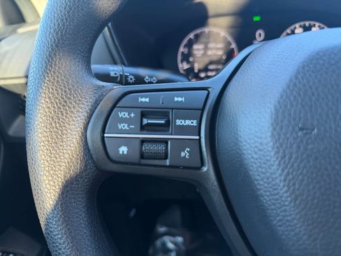 Used 2023 Honda CR-V EX image 25