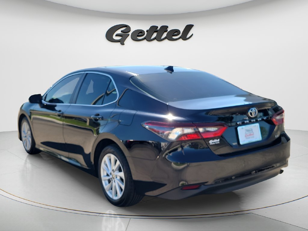 Used 2024 Toyota Camry LE FWD image 7