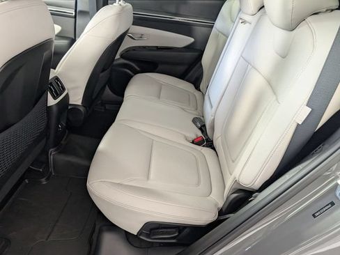 Used 2024 Hyundai Tucson Limited FWD image 27