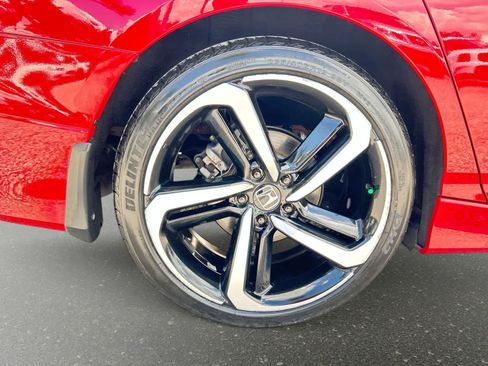 Used 2019 Honda Accord Sport image 5