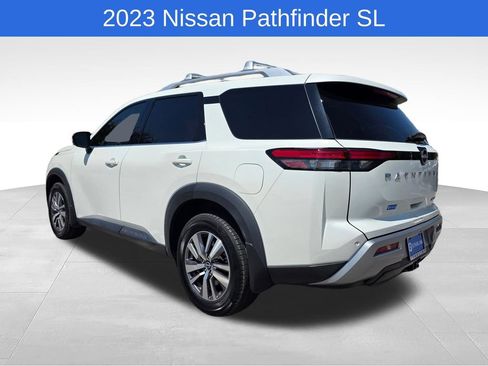 Used 2023 Nissan Pathfinder SL AWD/4WD image 6