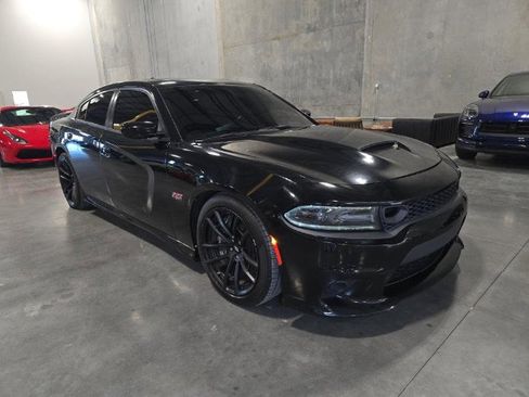 Used 2020 Dodge Charger Scat Pack w/ Dynamics Package image 3