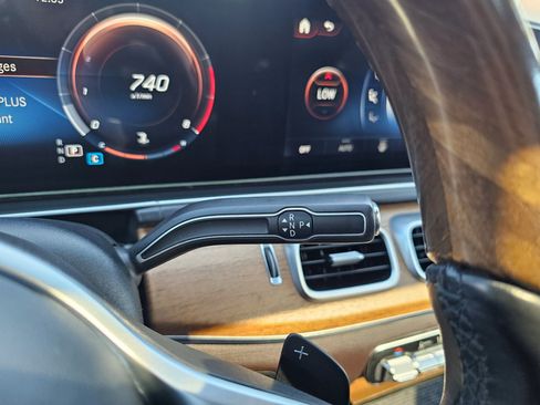 Used 2021 Mercedes-Benz GLE 350 4MATIC w/ Premium Package image 22