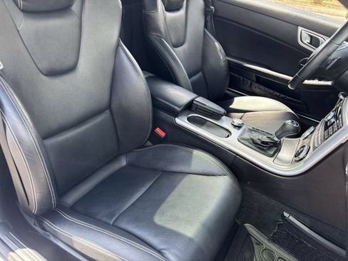 Used 2014 Mercedes-Benz SLK 250 image 10