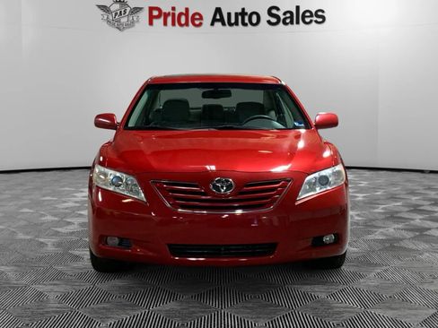 Used 2009 Toyota Camry XLE FWD image 2