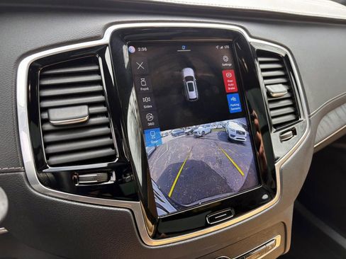 Used 2023 Volvo XC90 B6 Ultimate w/ Protection Package Premier image 21