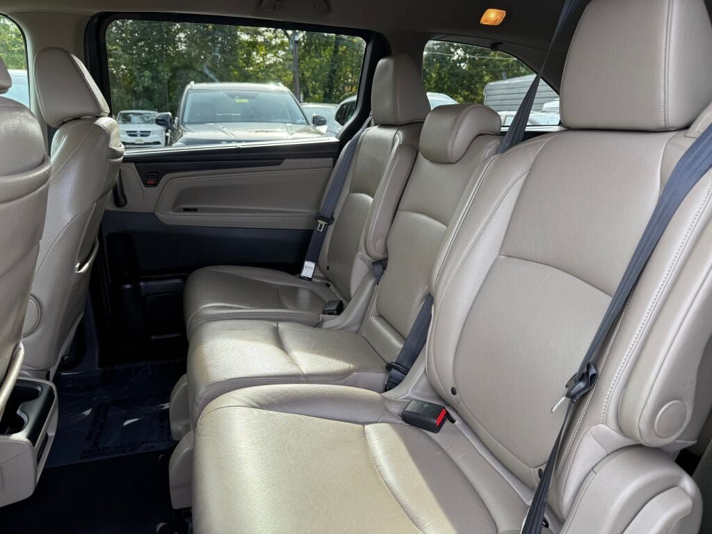 Used 2018 Honda Odyssey EX-L image 24