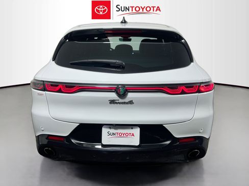 Used 2024 Alfa Romeo Tonale Veloce w/ Active Assist Package image 5