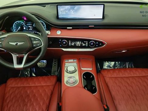 Used 2024 Genesis GV70 3.5T Sport w/ Sport Prestige Package AWD/4WD image 21
