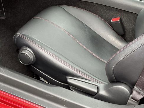 Used 2017 MAZDA MX-5 Miata RF Grand Touring image 12