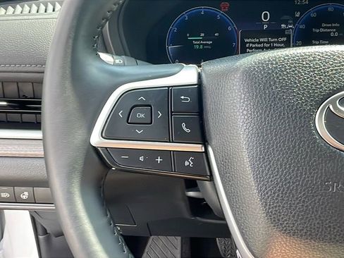 Certified 2024 Toyota Grand Highlander XLE image 25