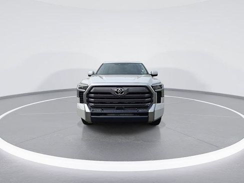 Certified 2022 Toyota Tundra Limited AWD/4WD image 3