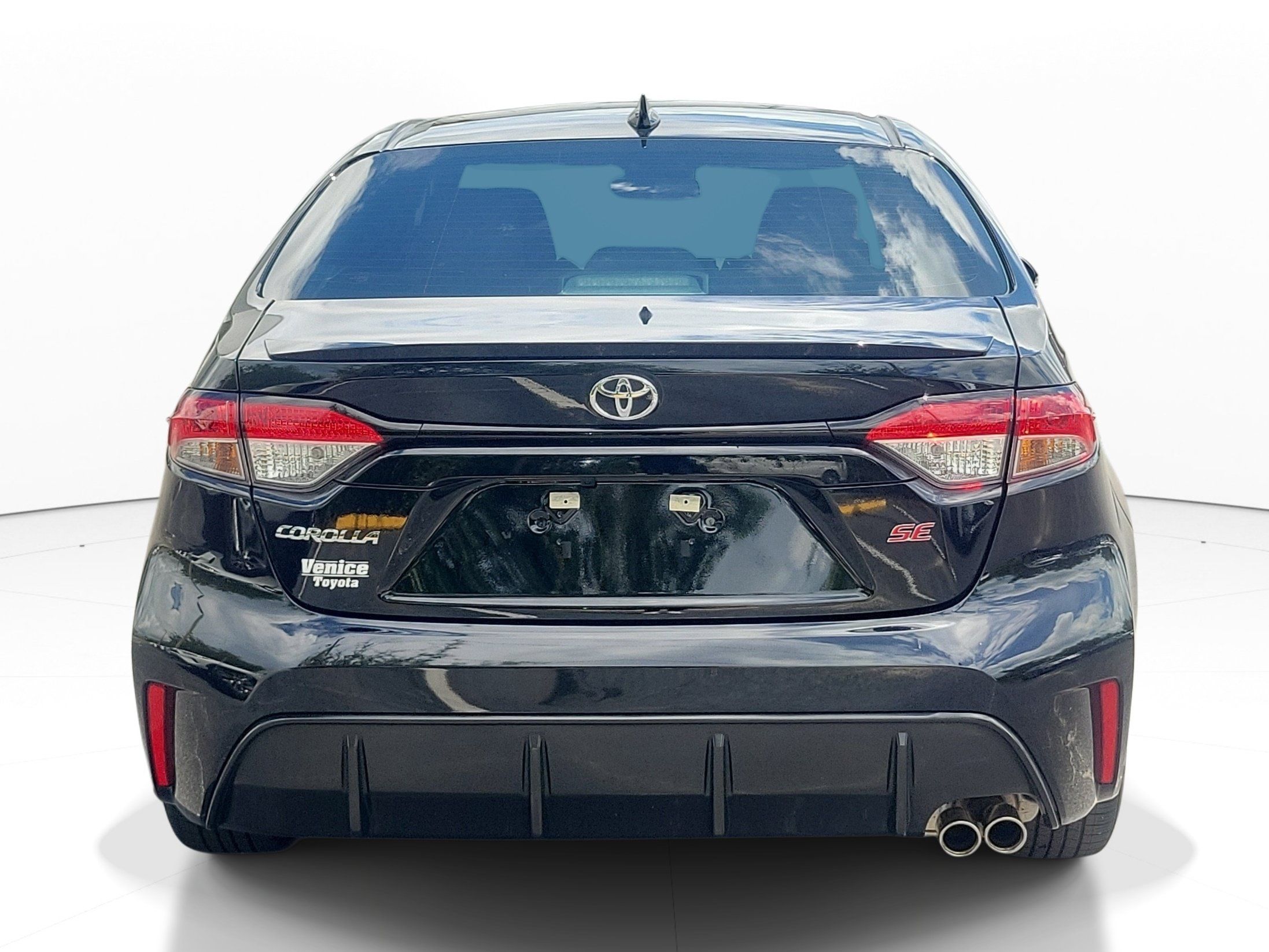 Certified 2023 Toyota Corolla SE FWD image 4