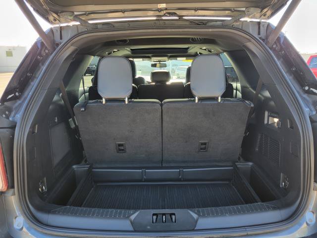 Used 2022 Ford Explorer ST w/ ST Street Pack AWD/4WD image 7