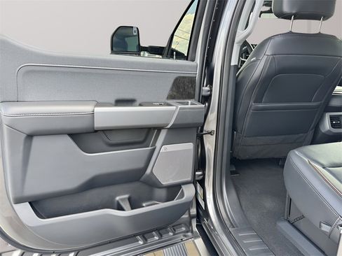 New 2025 Ford F250 Lariat w/ Lariat Ultimate Package image 34