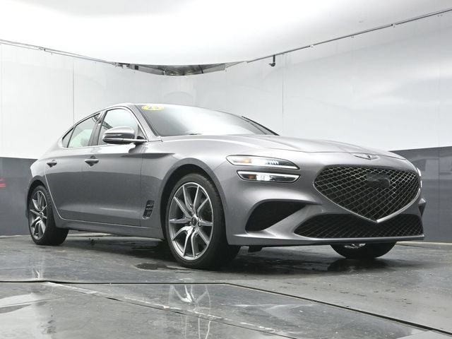 Used 2023 Genesis G70 2.0T RWD image 31