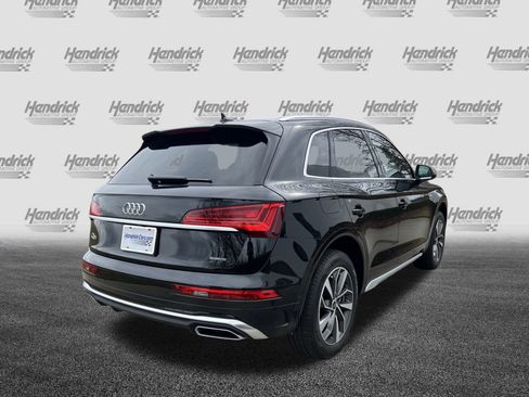 Used 2023 Audi Q5 2.0T Prestige w/ Prestige Package image 11