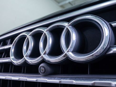 Used 2017 Audi Q7 3.0T Premium Plus image 5