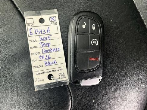 Used 2015 Jeep Cherokee Limited AWD/4WD image 36