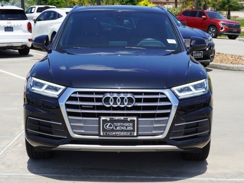 Used 2019 Audi Q5 2.0T Premium Plus w/ Premium Plus Package AWD/4WD image 3