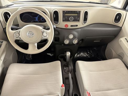 Used 2010 Nissan Cube 1.8 S w/ Interior Designer Pkg image 9